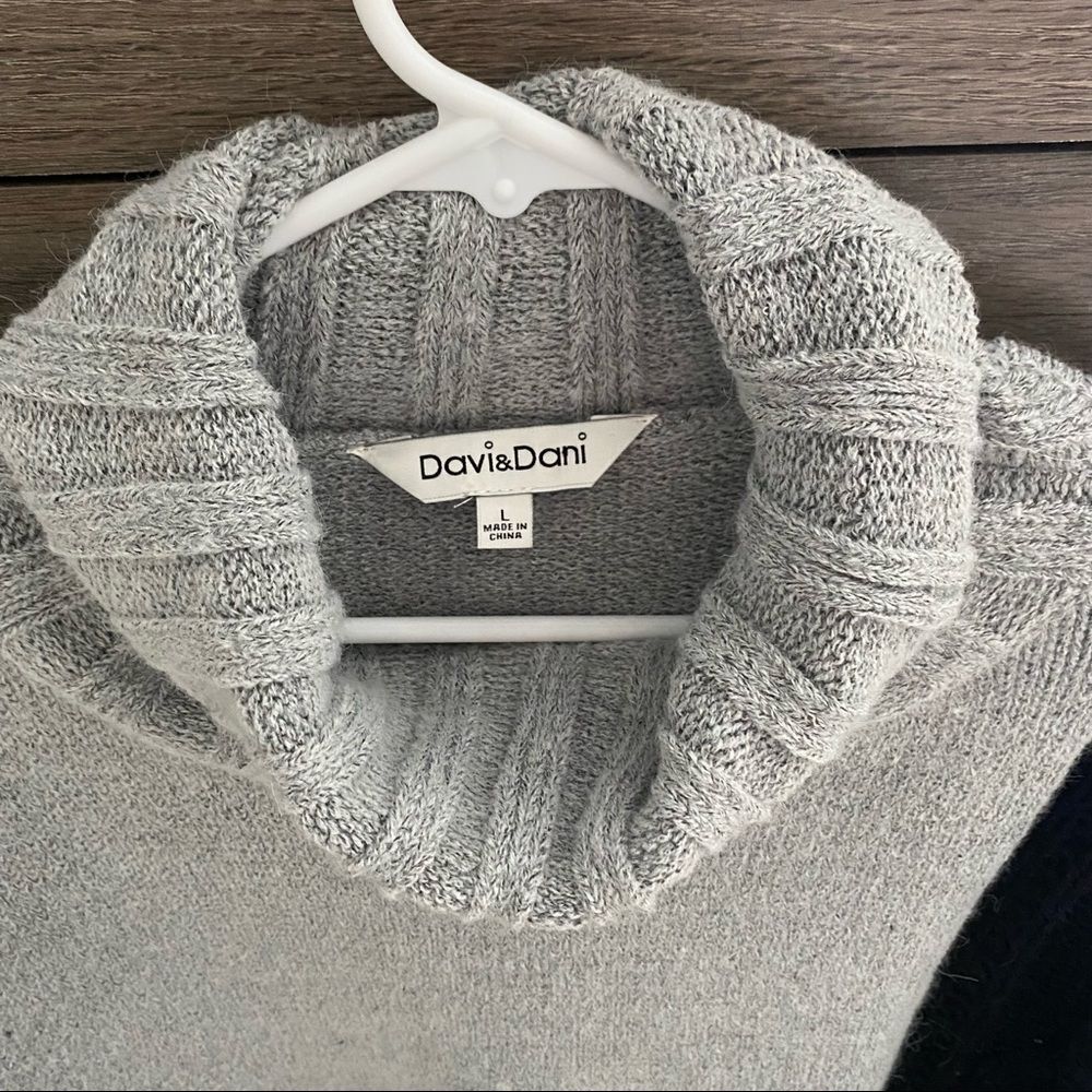 Sweater - Picture 2 of 3